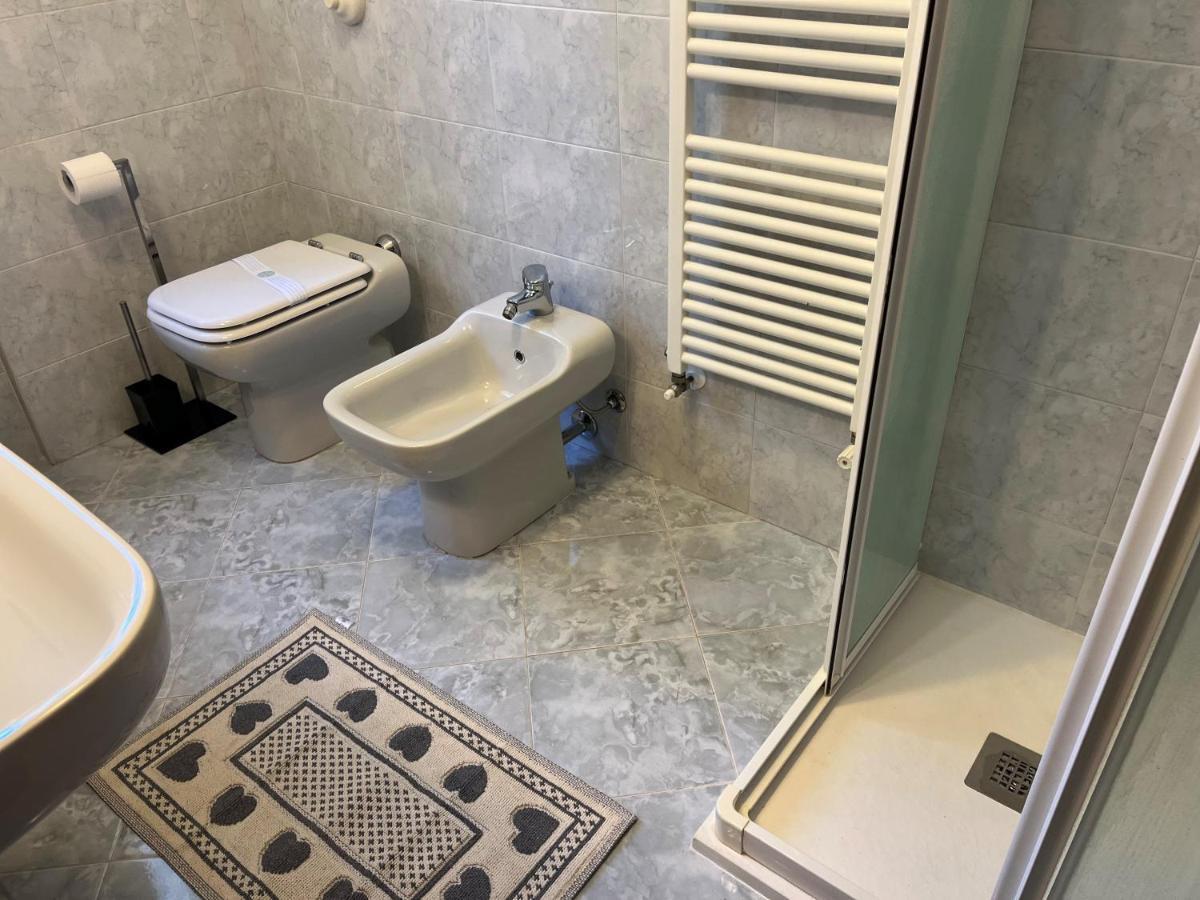 Feli Holiday Home - Panoramic Pool Lake View In Gardone Riviera Ngoại thất bức ảnh